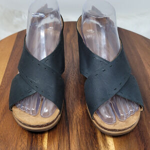 Cobb Hill May Sling Black Leather Criss Cross Summer Sandal 6 NWT